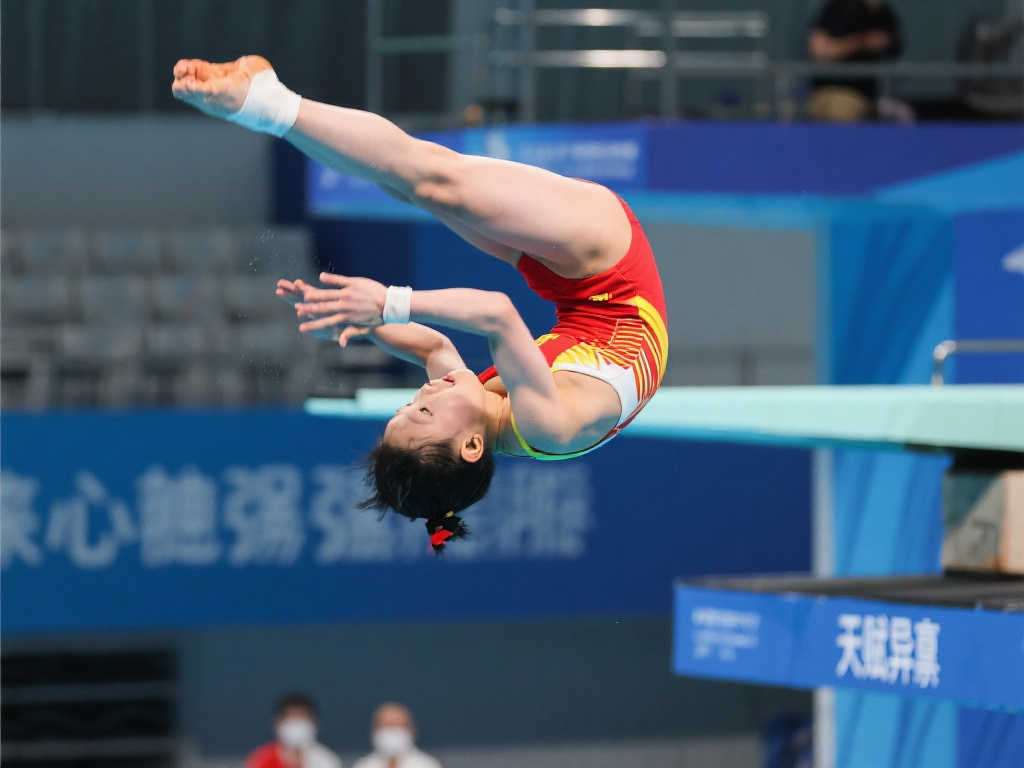 尤其当主角 尤其当主角